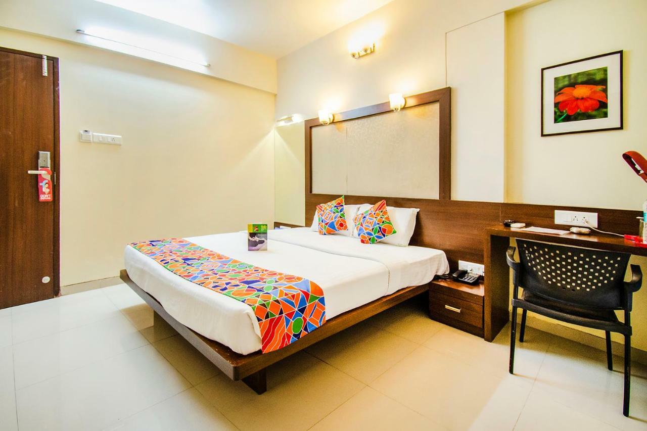 Eco Inn Pune Eksteriør billede
